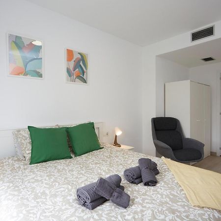 Three Bedroom Two Bathroom Apartment Close To Beach 巴塞罗那 外观 照片