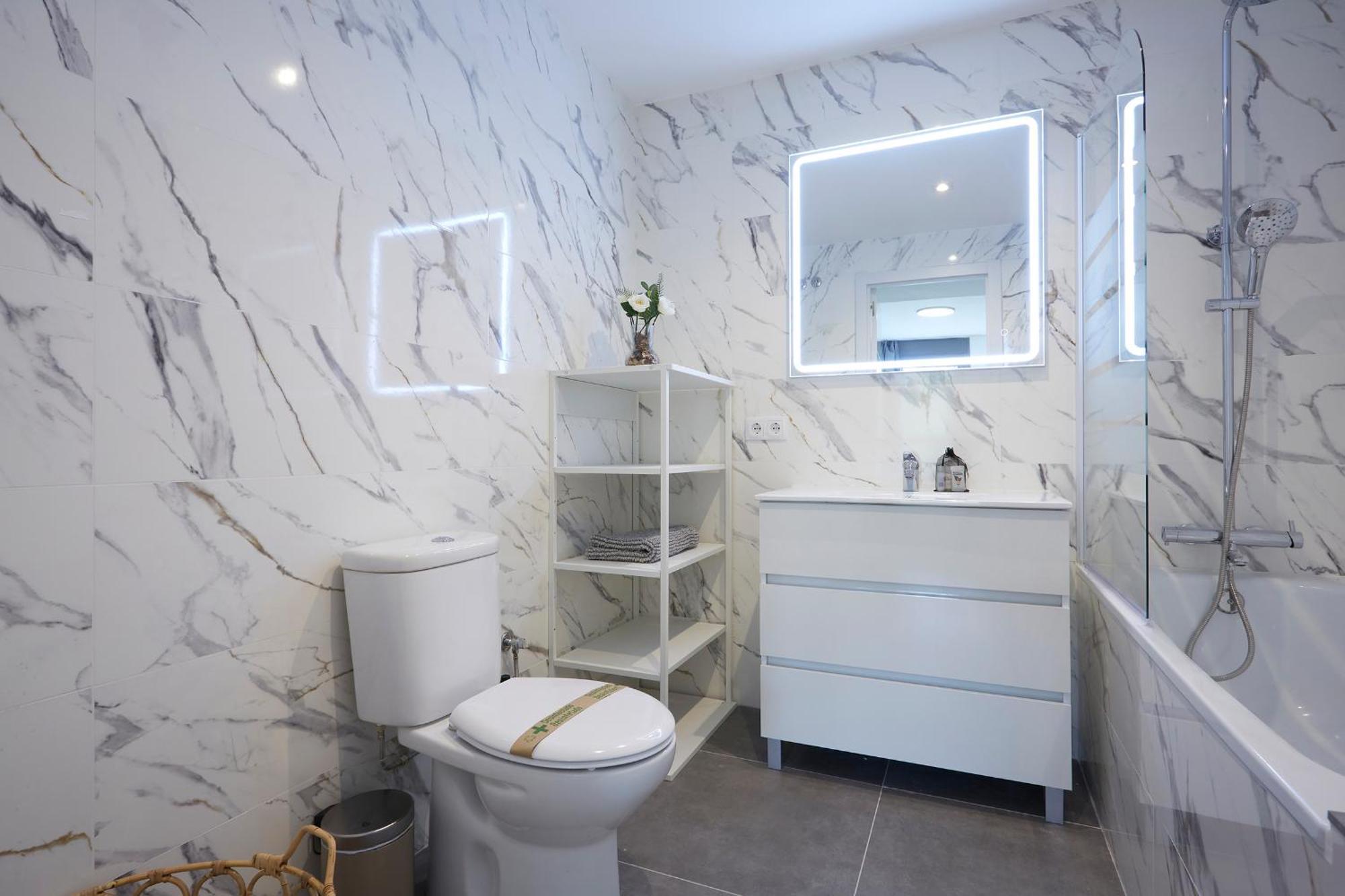 Three Bedroom Two Bathroom Apartment Close To Beach 巴塞罗那 外观 照片