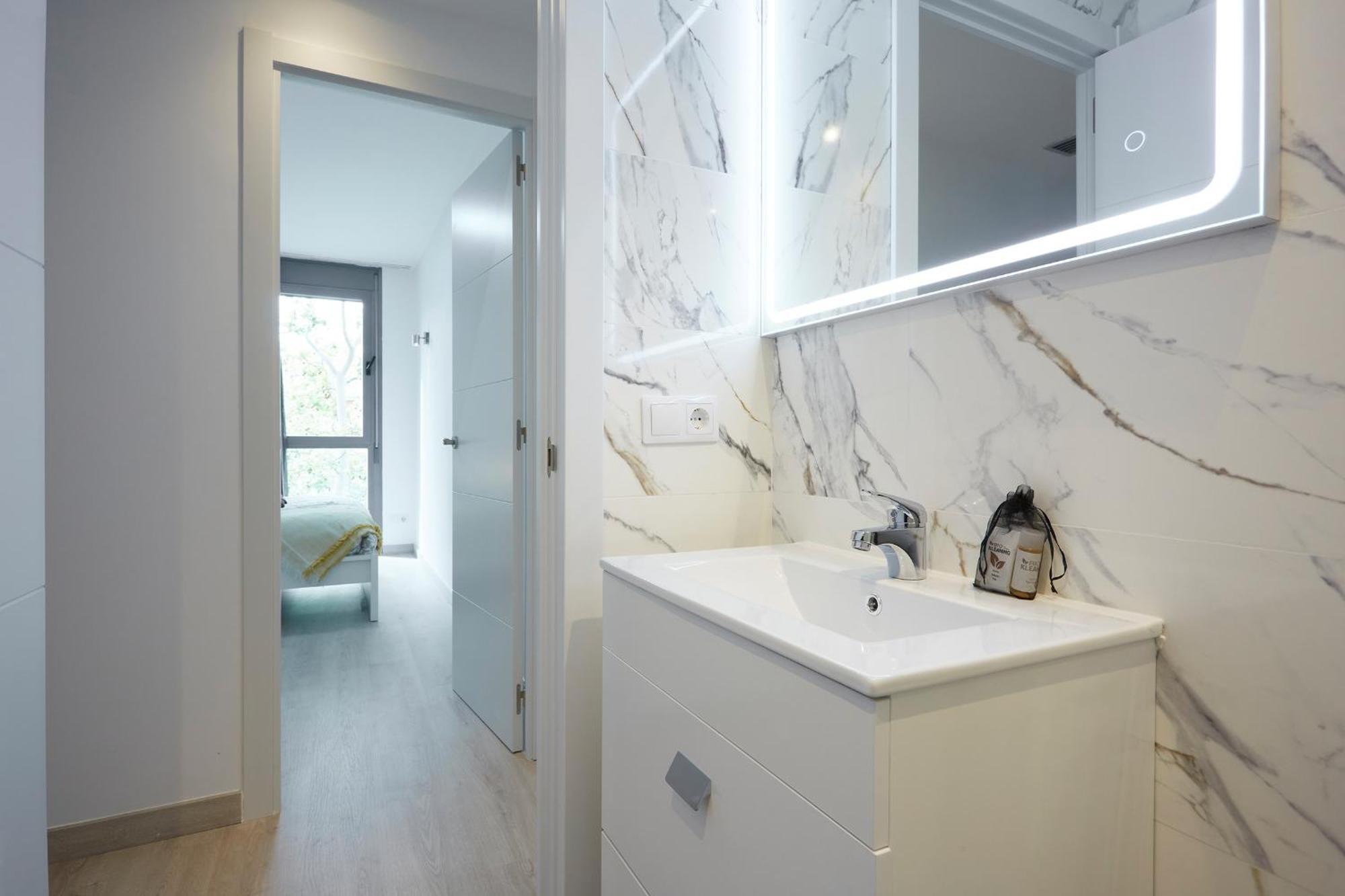 Three Bedroom Two Bathroom Apartment Close To Beach 巴塞罗那 外观 照片